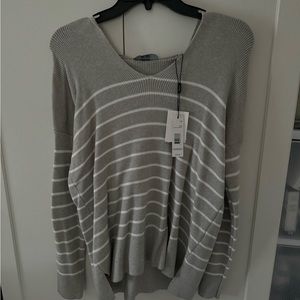 NEW WITH TAGS: Tahari stripped shirt with hood in size XS